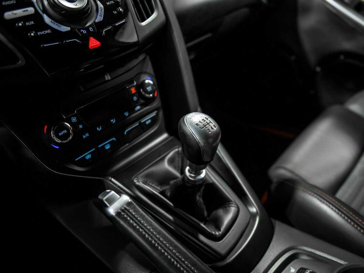 Купить Ford Focus ST с пробегом. Фото: #10