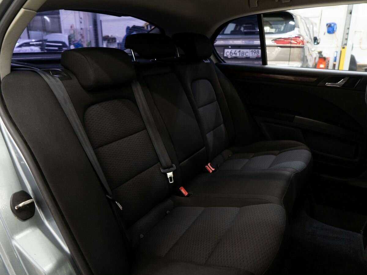 Купить Skoda Superb с пробегом. Фото: #8