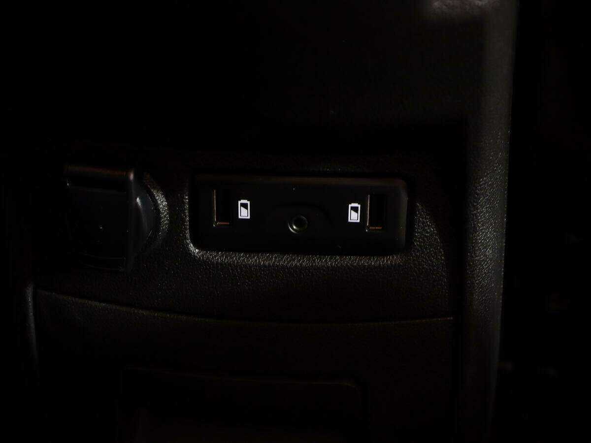 Купить Renault Scenic с пробегом. Фото: #13