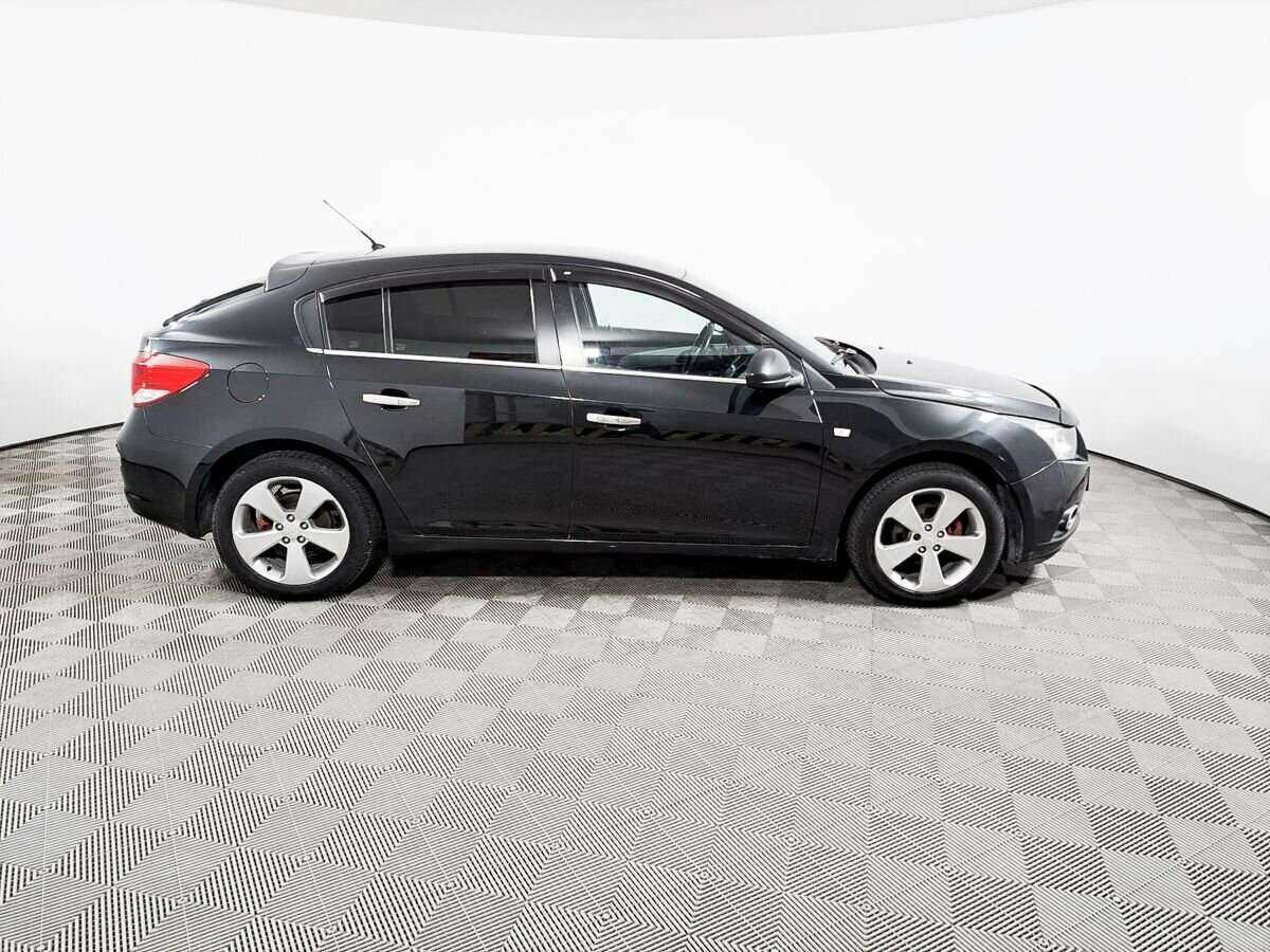 Купить Chevrolet Cruze с пробегом. Фото: #3