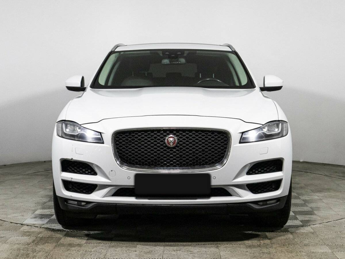 Купить Jaguar F-Pace с пробегом. Фото: #1