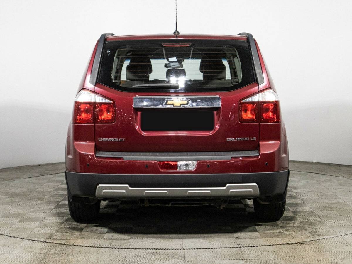 Купить Chevrolet Orlando с пробегом. Фото: #5
