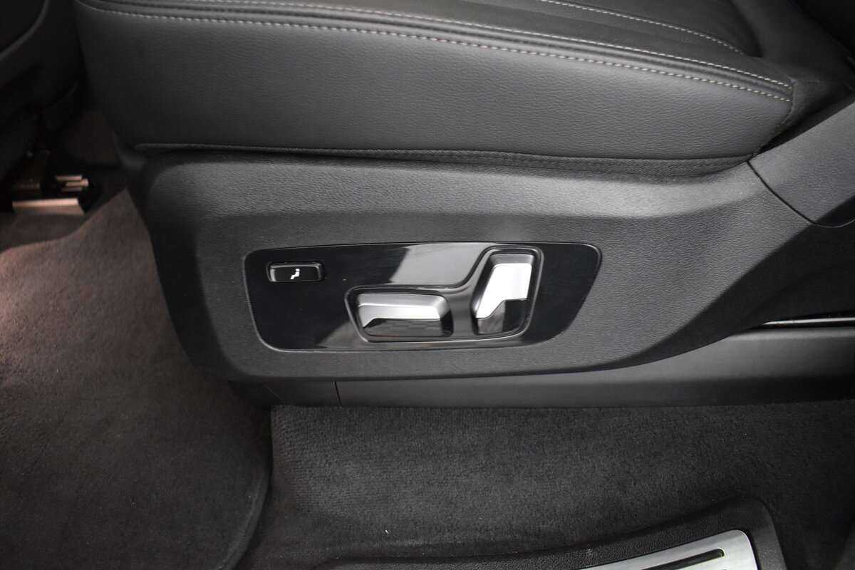 Купить BMW X7 с пробегом. Фото: #12