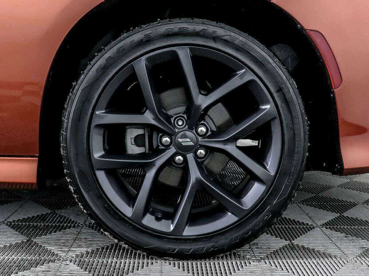 Купить Dodge Charger с пробегом. Фото: #11