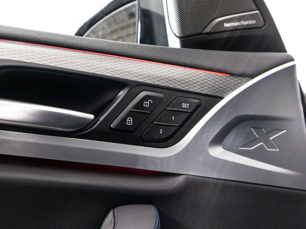 Купить BMW X3 с пробегом. Фото: #18