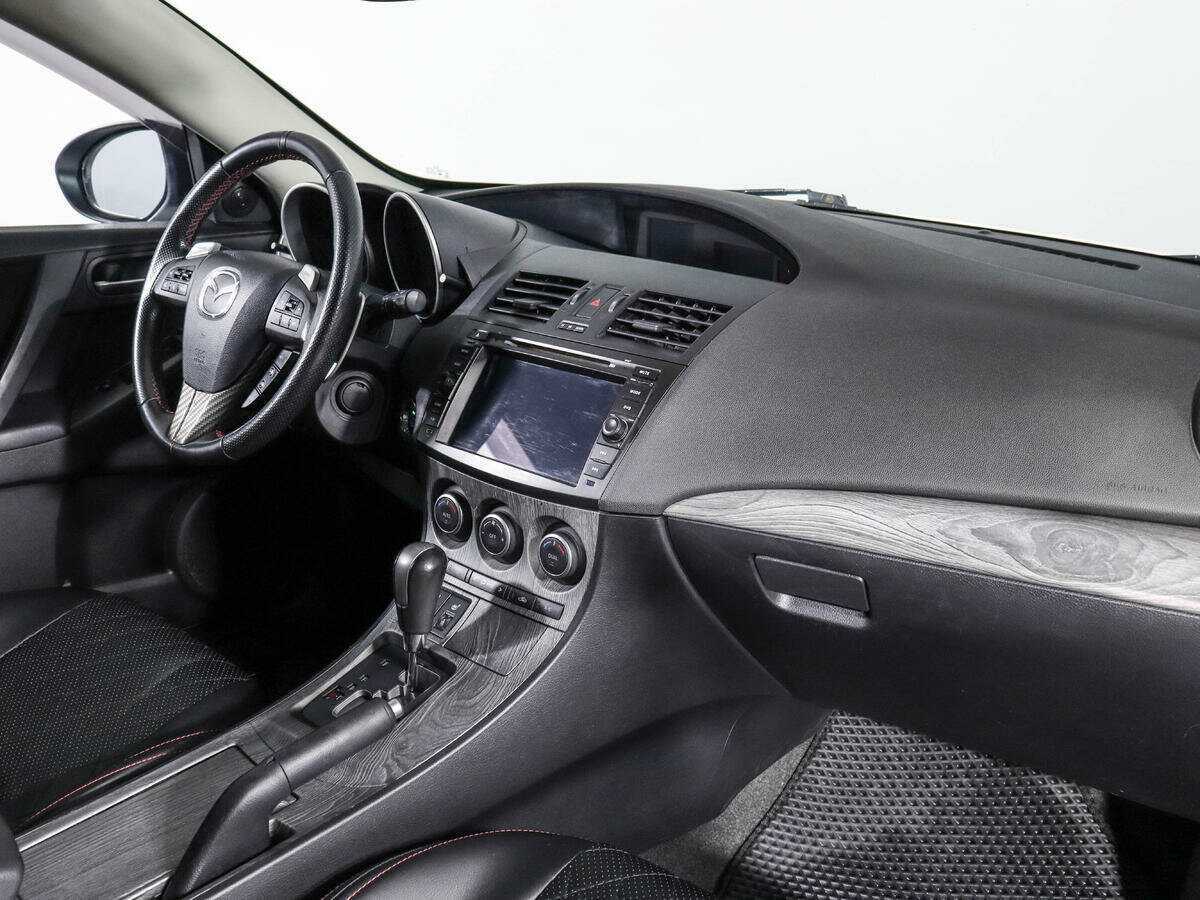 Купить Mazda 3 с пробегом. Фото: #8