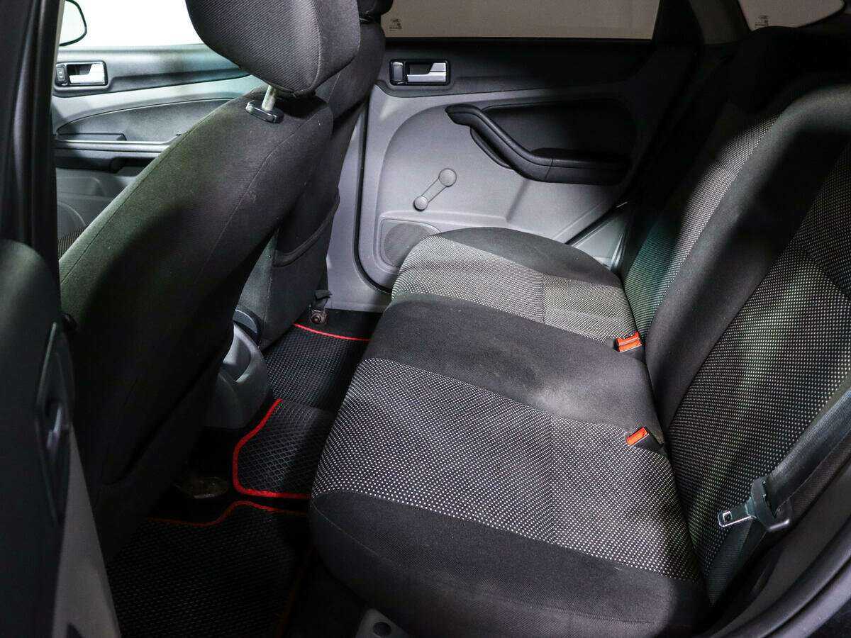 Купить Ford Focus с пробегом. Фото: #7