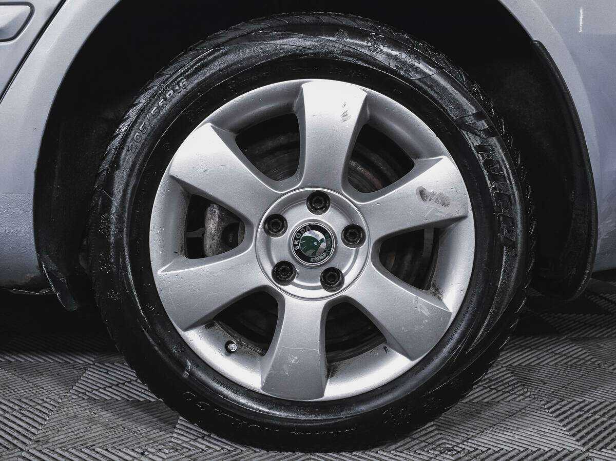Купить Skoda Octavia с пробегом. Фото: #16