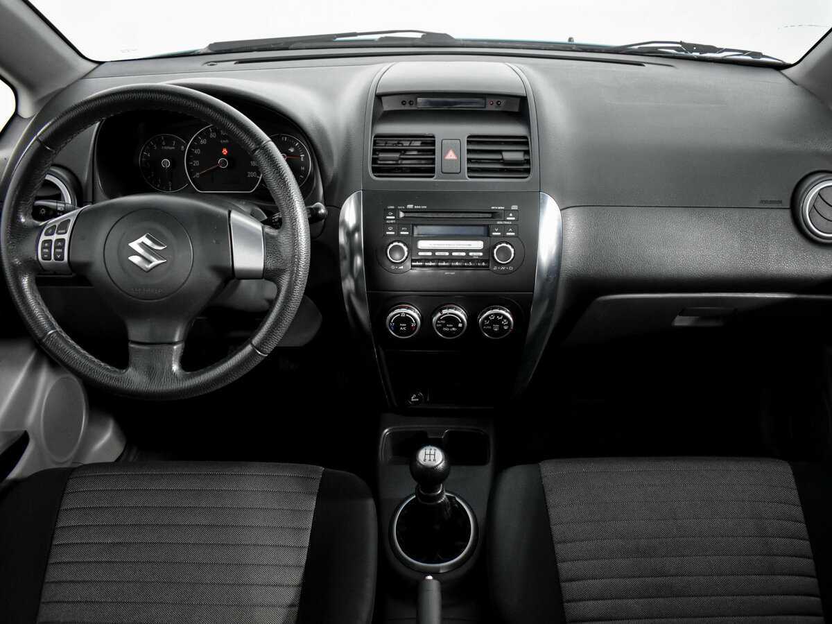 Купить Suzuki SX4 с пробегом. Фото: #12