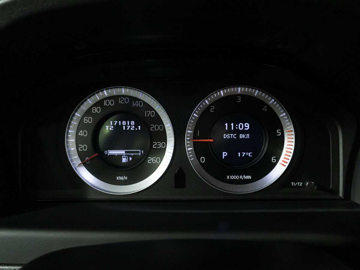 Купить Volvo XC70 с пробегом. Фото: #11