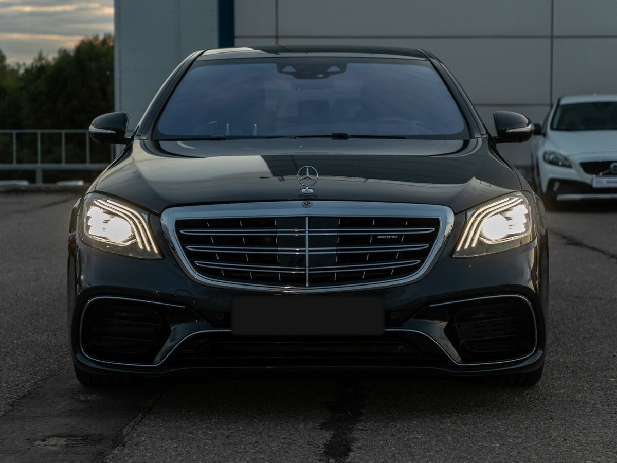 Купить Mercedes-Benz S-Класс с пробегом. Фото: #1
