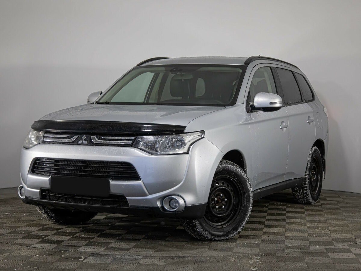 Купить Mitsubishi Outlander с пробегом. Посмотреть фото