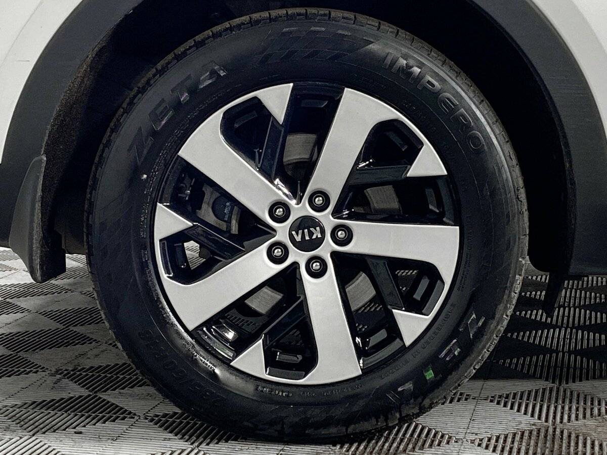 Купить Kia Sorento с пробегом. Фото: #16