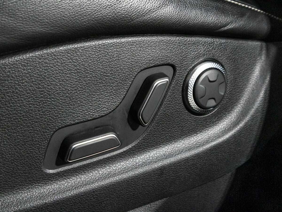 Купить Genesis GV80 с пробегом. Фото: #16