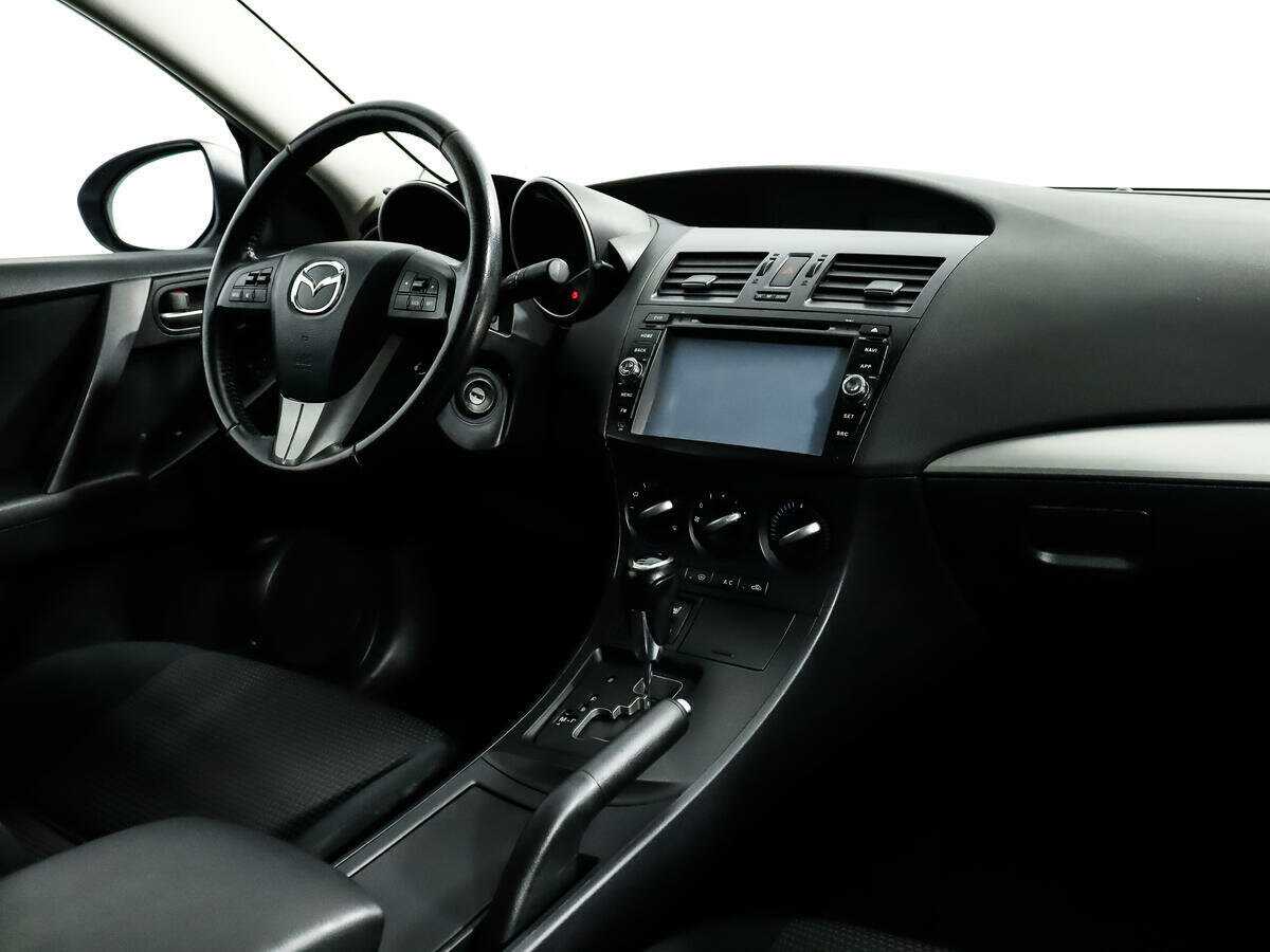 Купить Mazda 3 с пробегом. Фото: #9