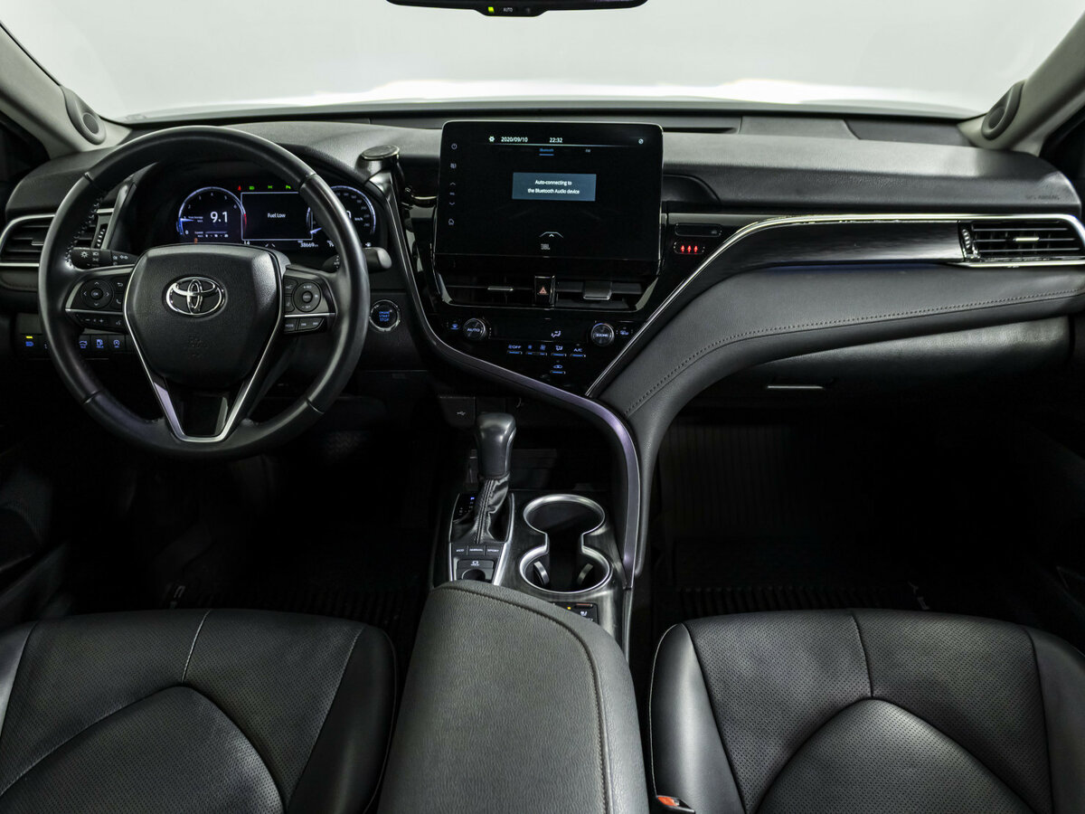 Купить Toyota Camry с пробегом. Фото: #9