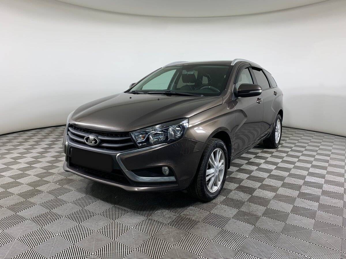Купить Lada (ВАЗ) Vesta с пробегом. Посмотреть фото