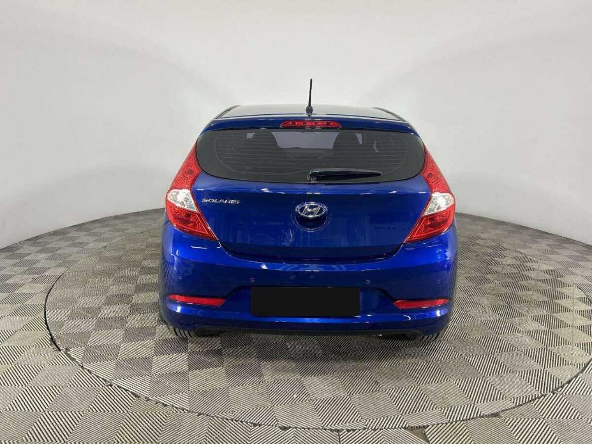 Купить Hyundai Solaris с пробегом. Фото: #2