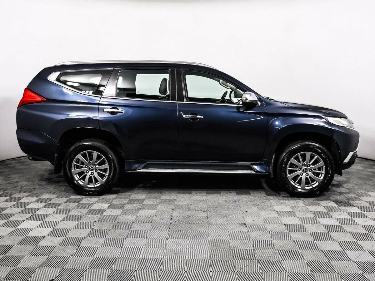 Купить Mitsubishi Pajero Sport с пробегом. Фото: #3