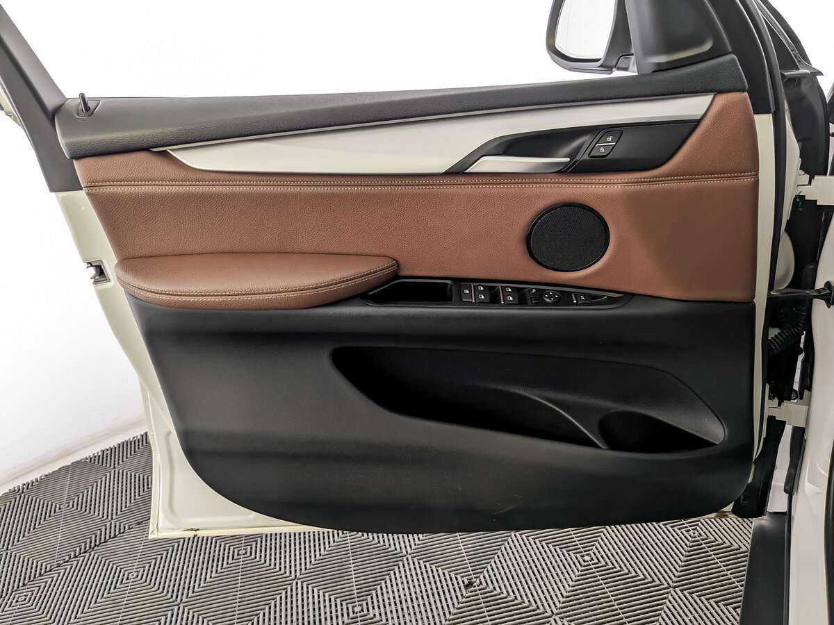 Купить BMW X5 с пробегом. Фото: #13