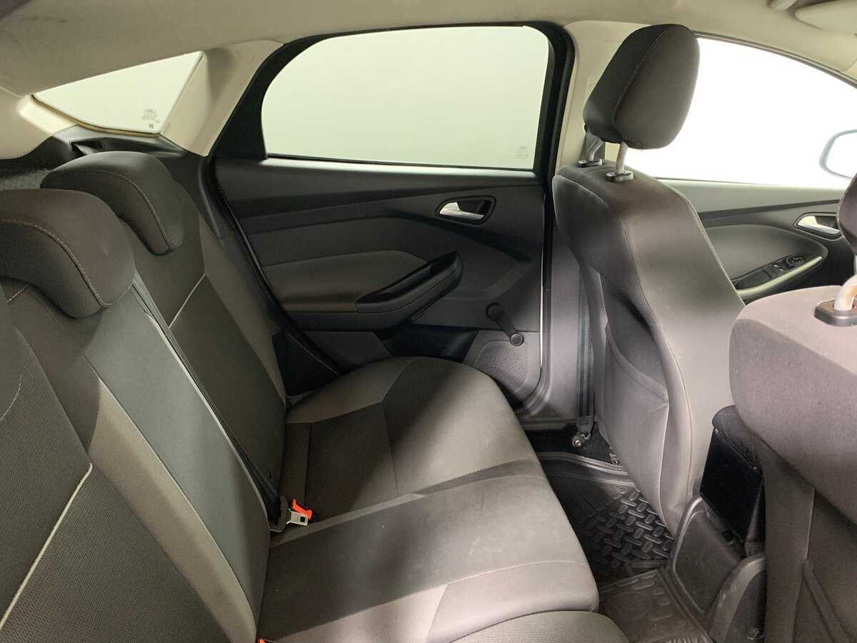 Купить Ford Focus с пробегом. Фото: #17