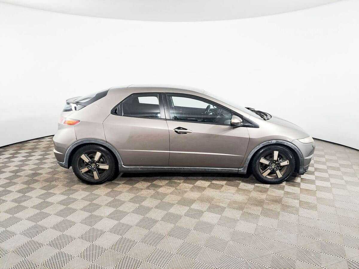 Купить Honda Civic с пробегом. Фото: #3