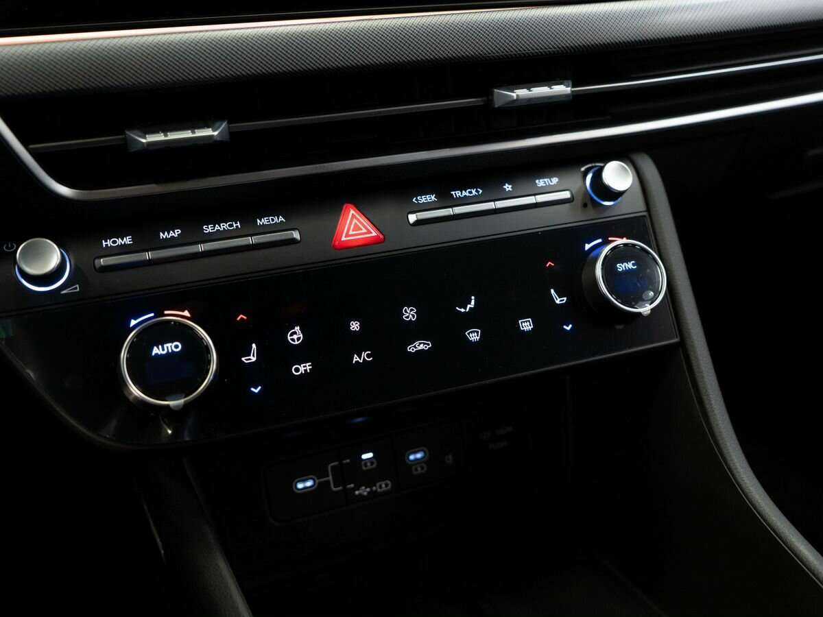 Купить Hyundai Sonata с пробегом. Фото: #13