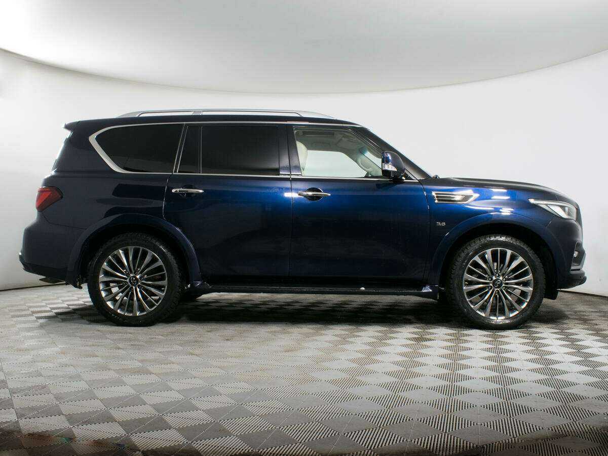Купить Infiniti QX80 с пробегом. Фото: #3