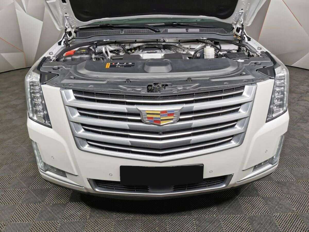 Купить Cadillac Escalade с пробегом. Фото: #20