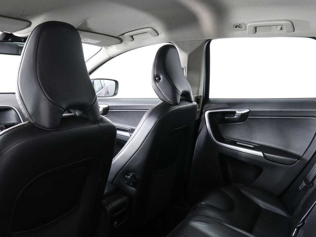 Купить Volvo XC60 с пробегом. Фото: #11