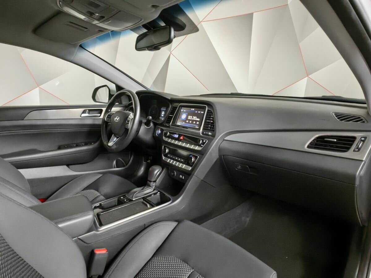 Купить Hyundai Sonata с пробегом. Фото: #8