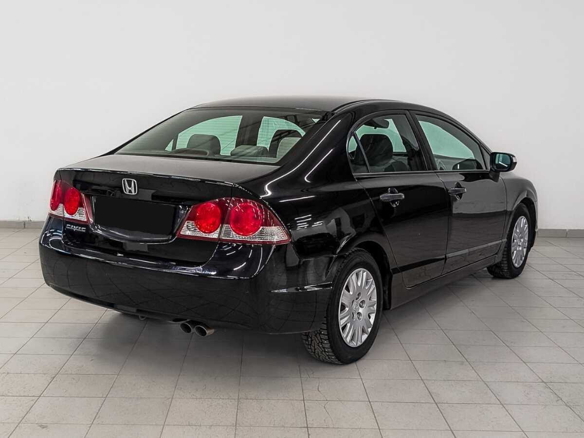 Купить Honda Civic с пробегом. Фото: #4