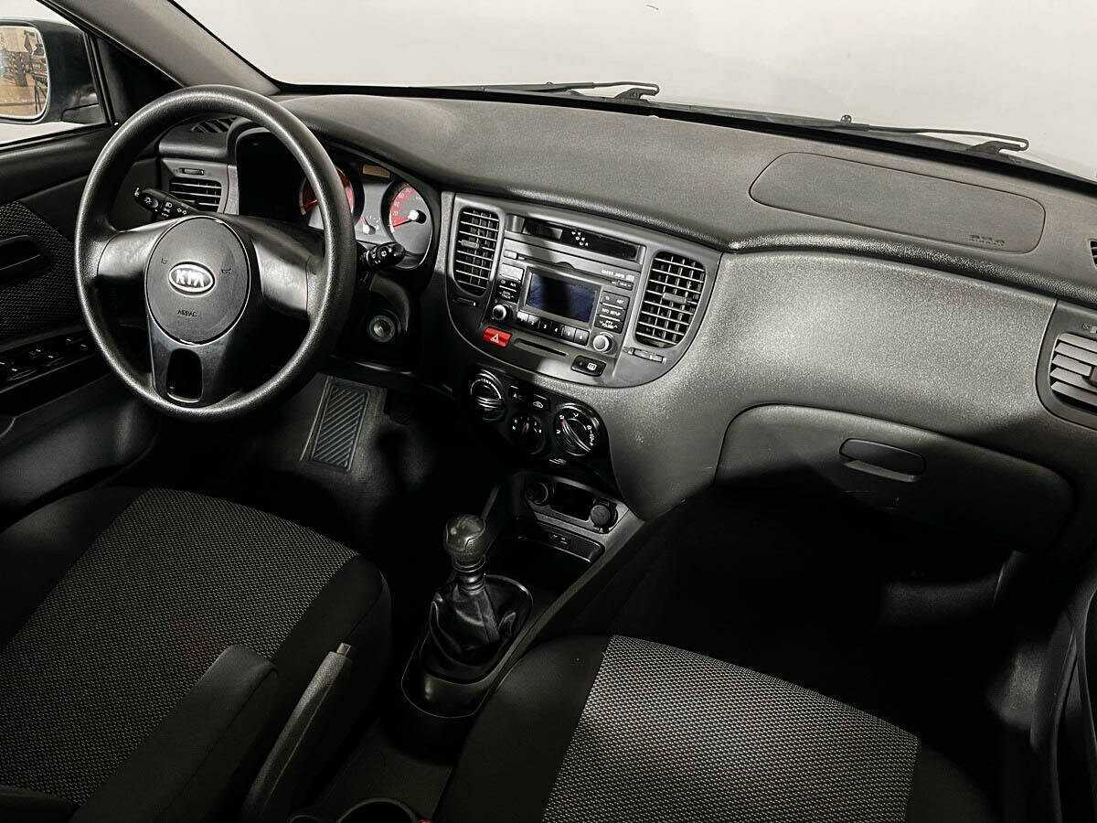 Купить Kia Rio с пробегом. Фото: #5