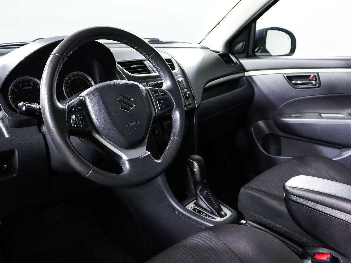 Купить Suzuki Swift с пробегом. Фото: #11