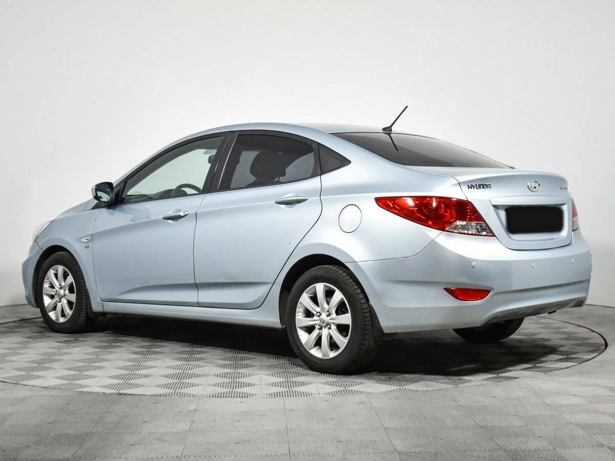 Купить Hyundai Solaris с пробегом. Фото: #6