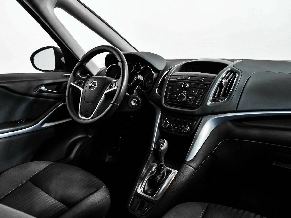 Купить Opel Zafira с пробегом. Фото: #8