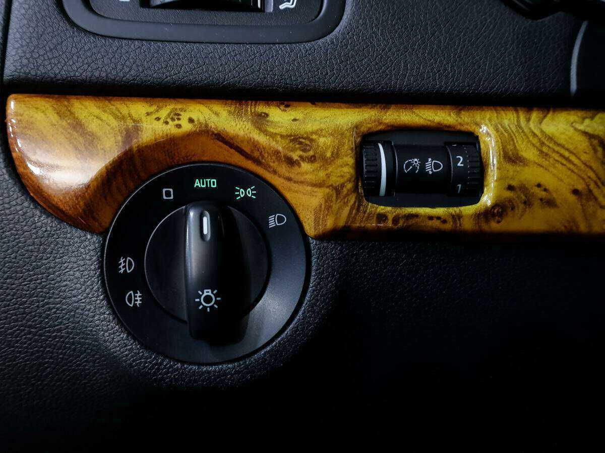 Купить Skoda Yeti с пробегом. Фото: #17