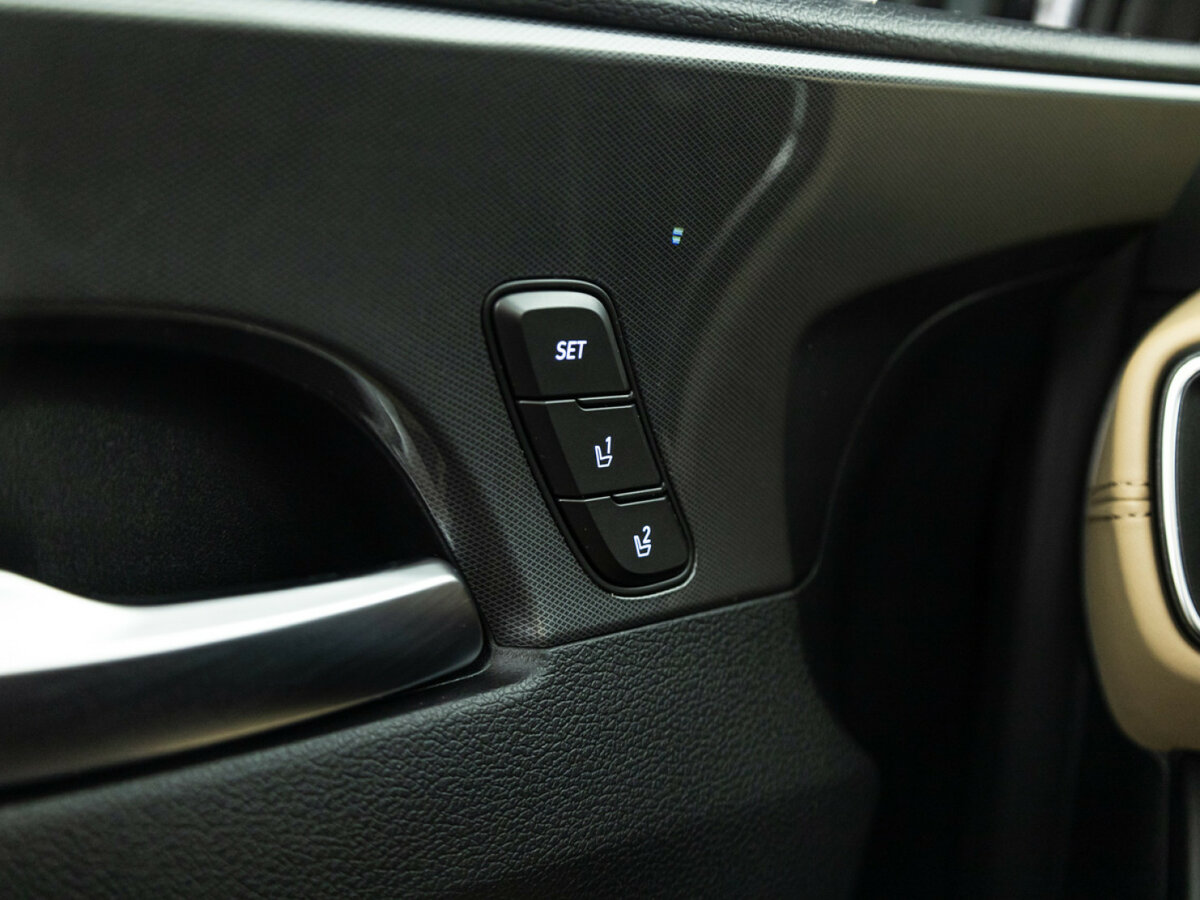 Купить Hyundai Santa Fe с пробегом. Фото: #15
