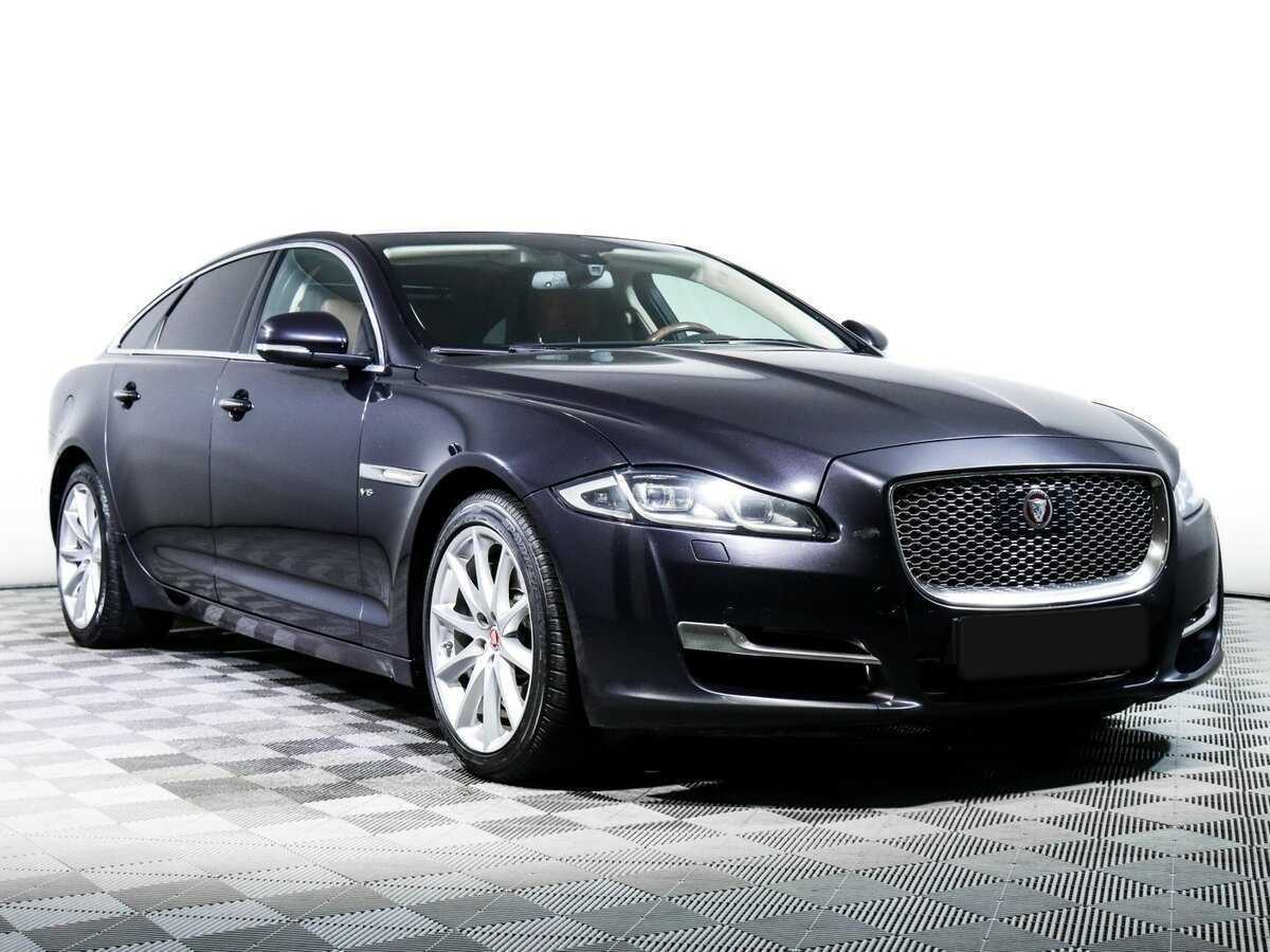 Купить Jaguar XJ с пробегом. Фото: #2