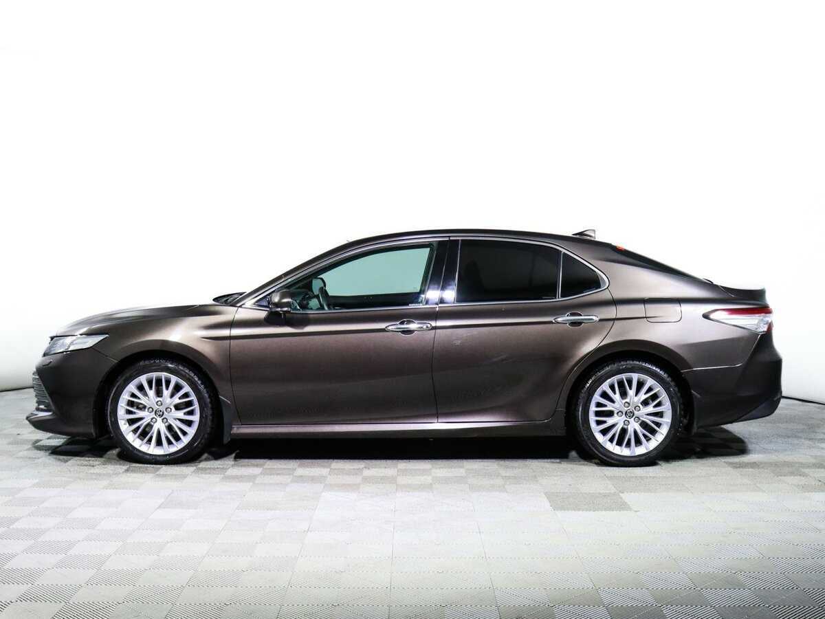 Купить Toyota Camry с пробегом. Фото: #4