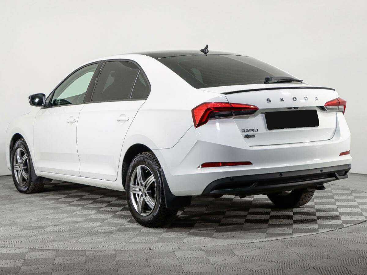 Купить Skoda Rapid с пробегом. Фото: #6