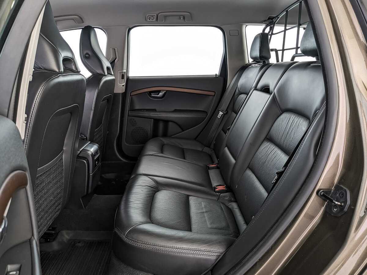 Купить Volvo XC70 с пробегом. Фото: #13