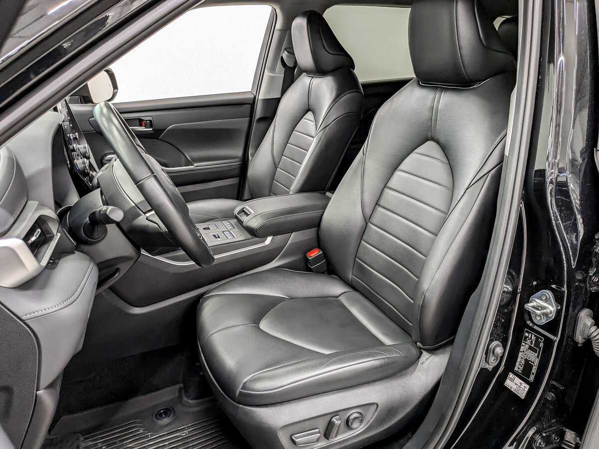 Купить Toyota Highlander с пробегом. Фото: #19