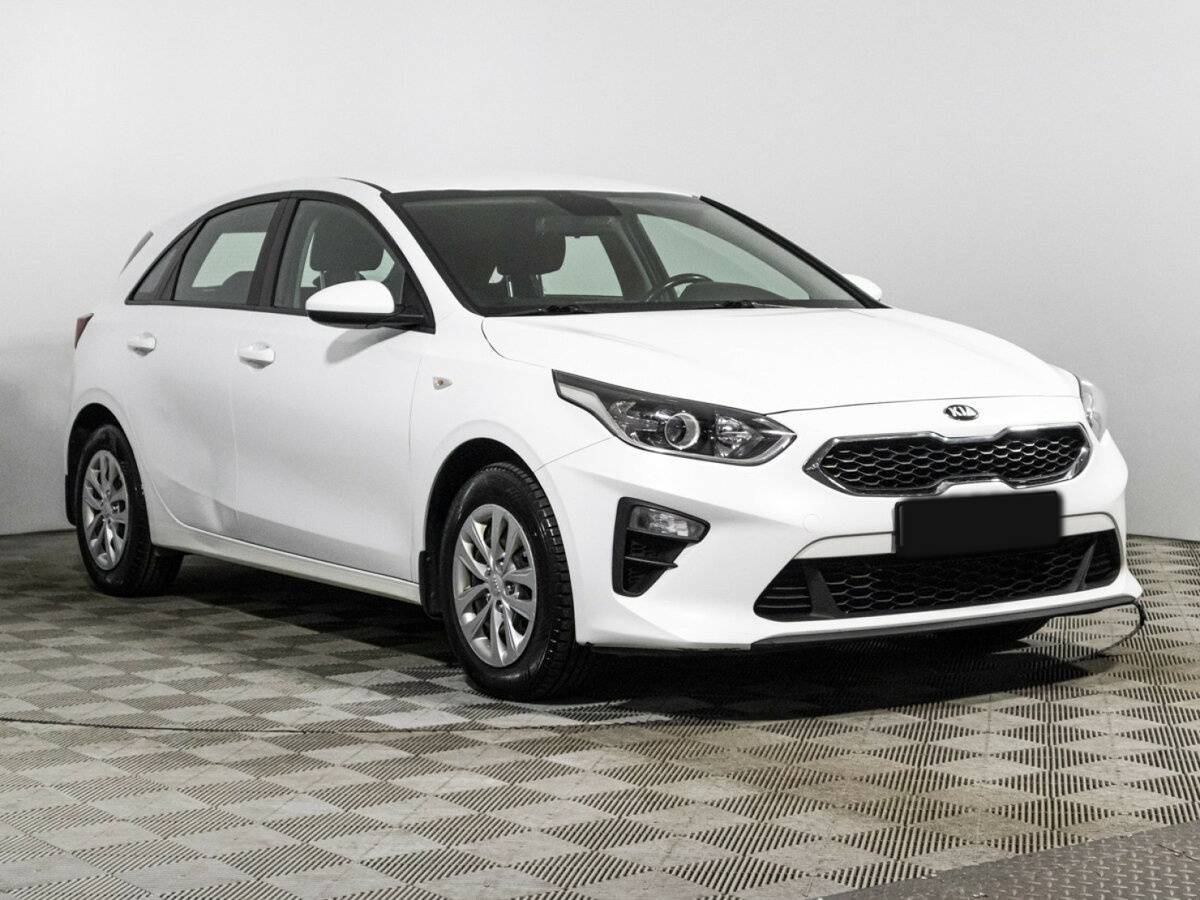 Купить Kia Ceed с пробегом. Фото: #2