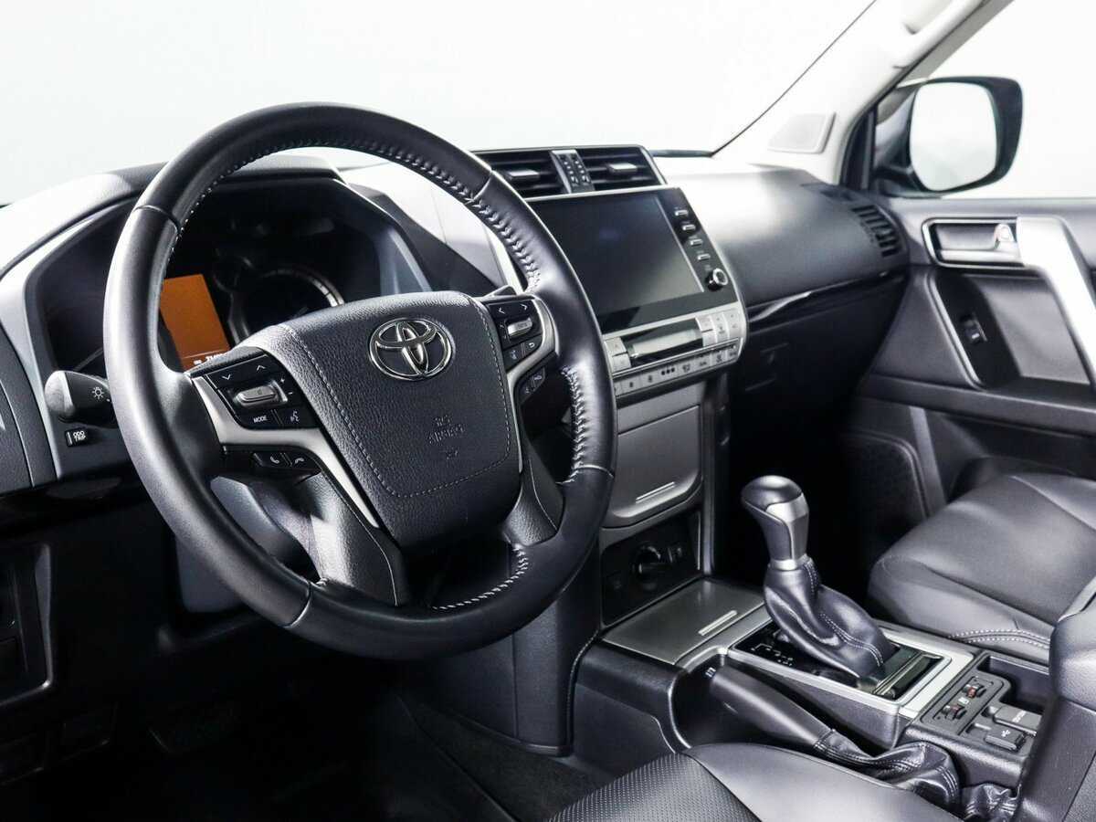 Купить Toyota Land Cruiser Prado с пробегом. Фото: #10