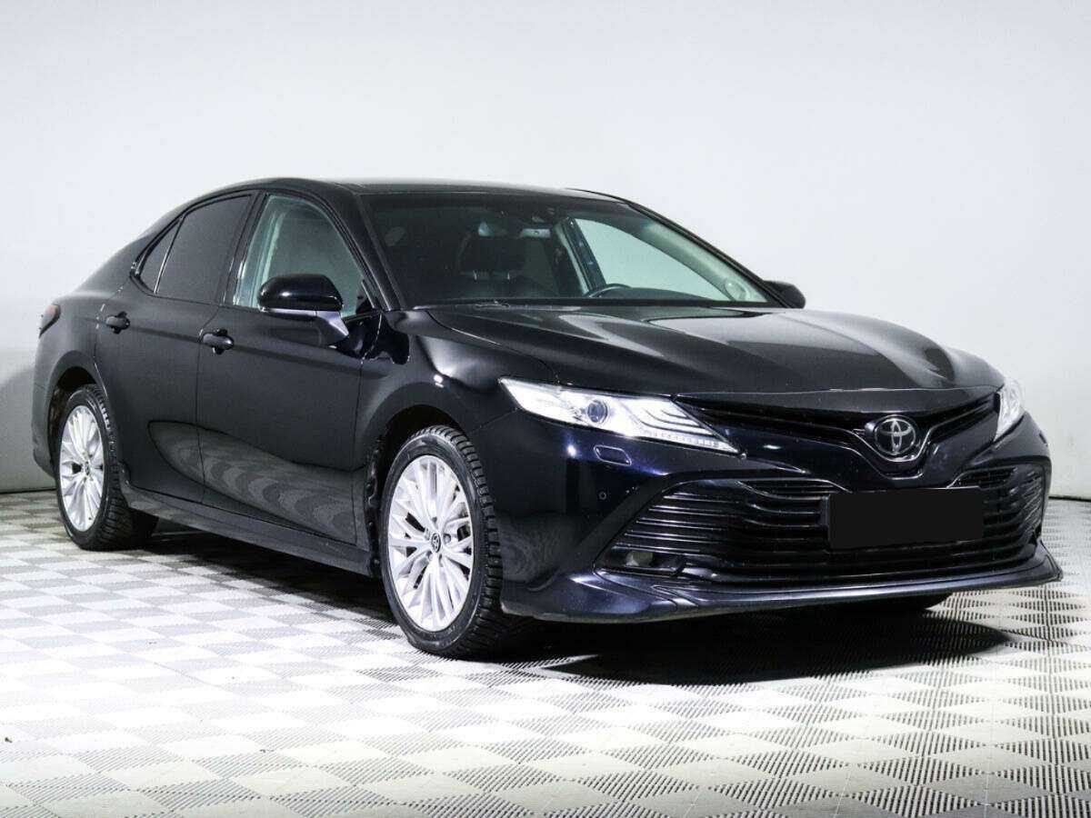 Купить Toyota Camry с пробегом. Фото: #2