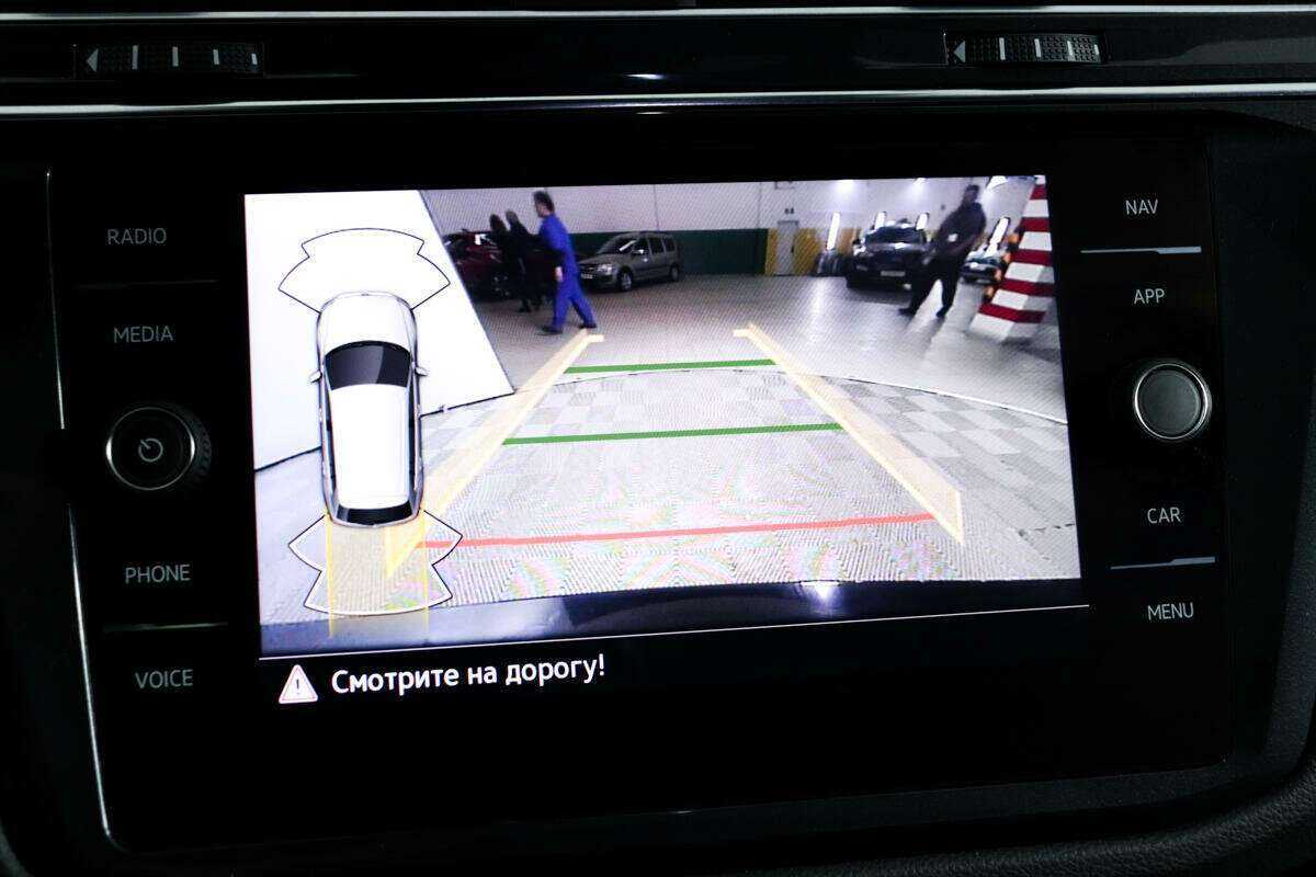 Купить Volkswagen Tiguan с пробегом. Фото: #12