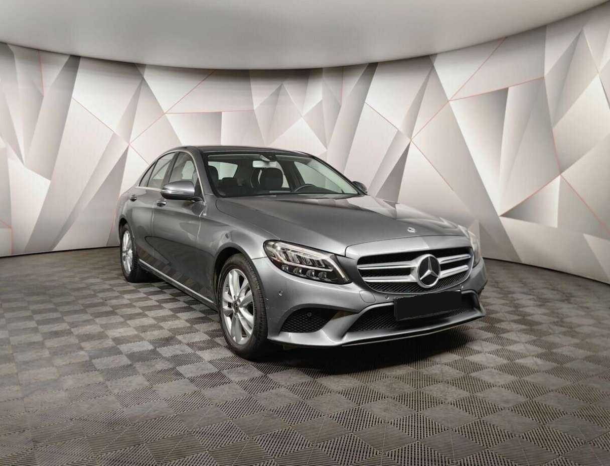 Купить Mercedes-Benz C-Класс с пробегом. Фото: #2