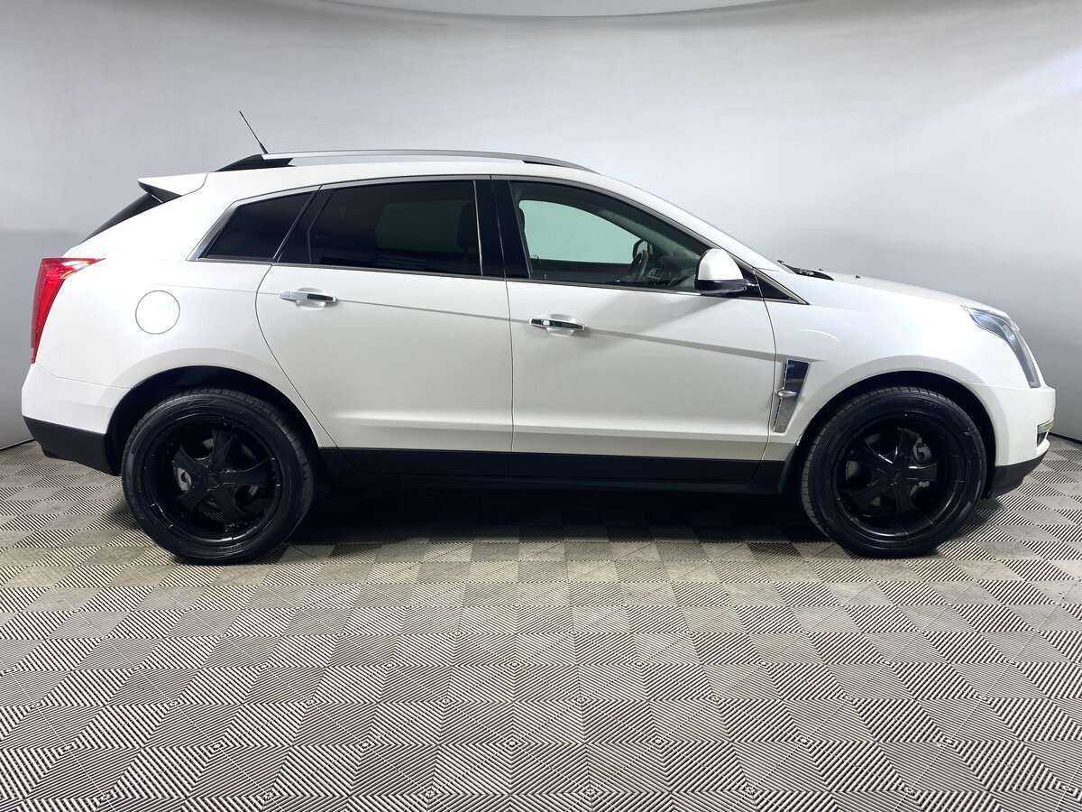 Купить Cadillac SRX с пробегом. Фото: #3