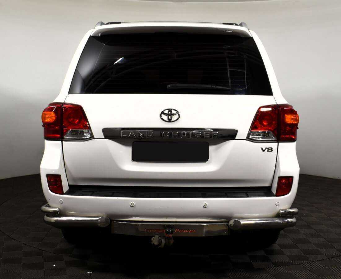 Купить Toyota Land Cruiser с пробегом. Фото: #23